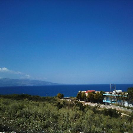 Erdeti Boutique Hotel Saranda Oda fotoğraf