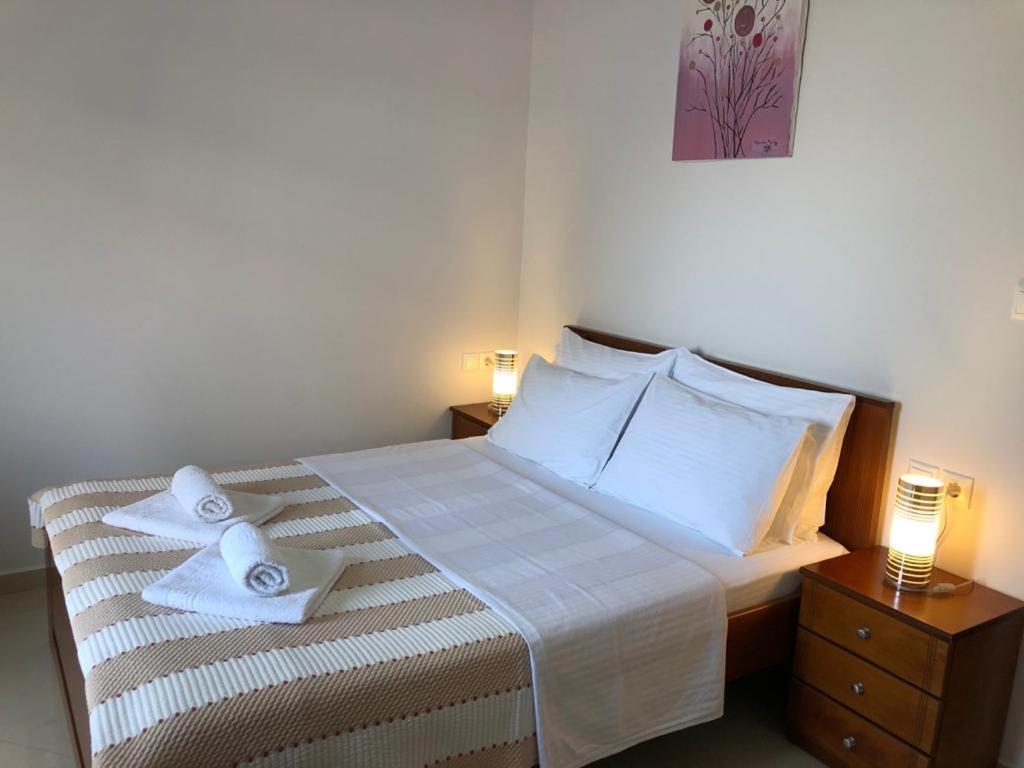 Erdeti Boutique Hotel Saranda Dış mekan fotoğraf
