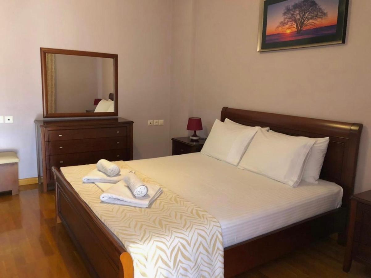 Erdeti Boutique Hotel Saranda Dış mekan fotoğraf